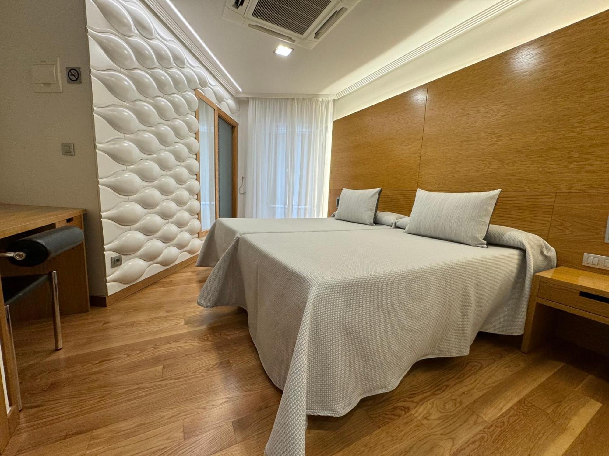 Hotel Lino Виго Экстерьер фото