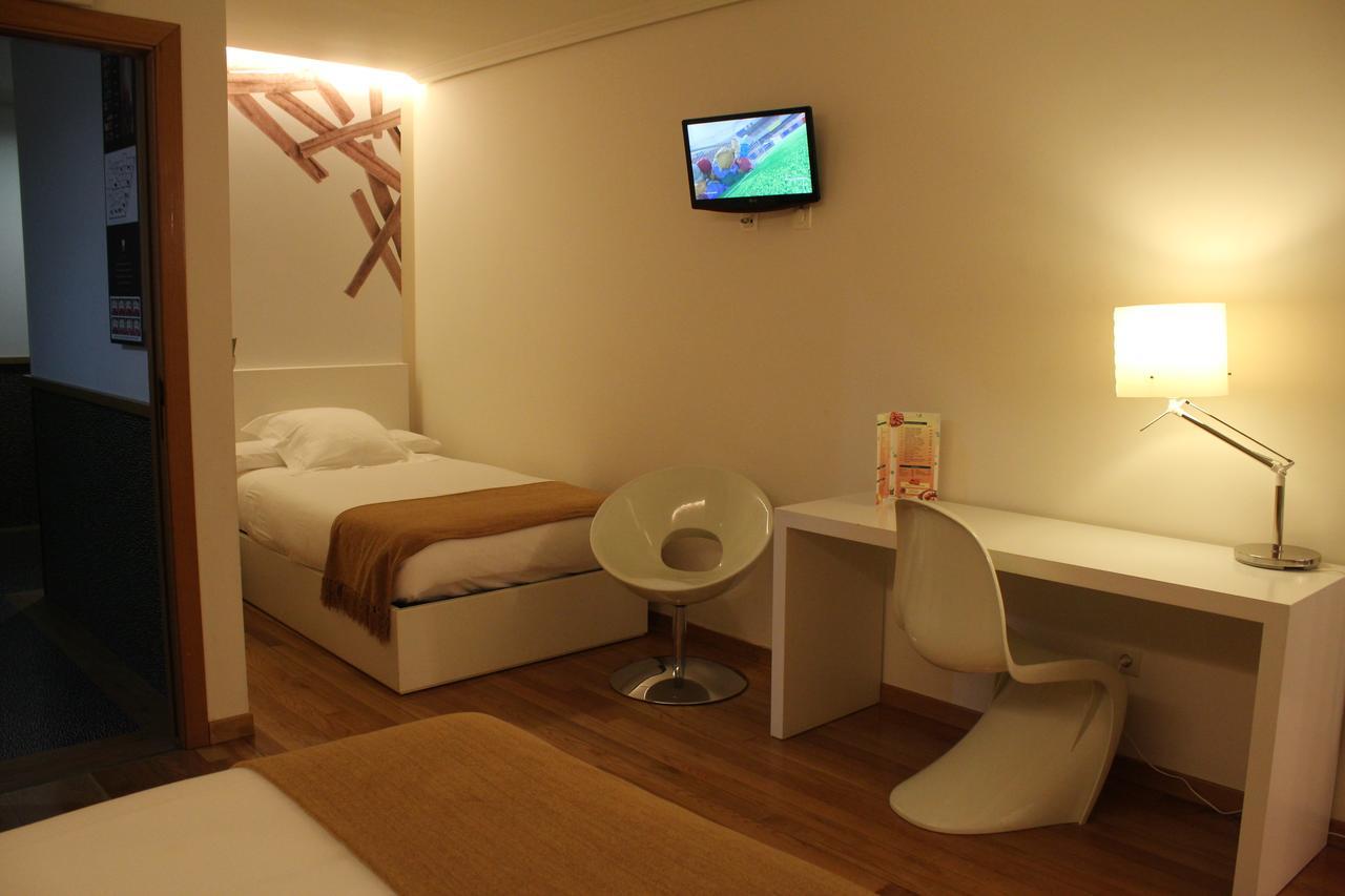 Hotel Lino Виго Экстерьер фото